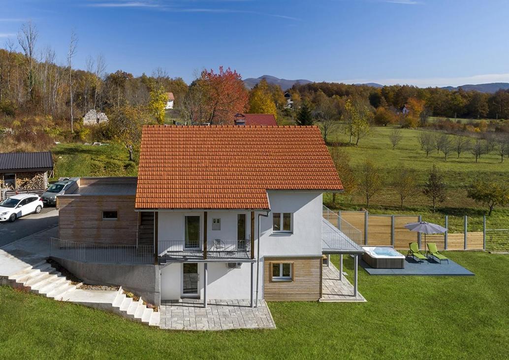 Velebit Lodge Lovinac (Lika-Senj) Exterior foto