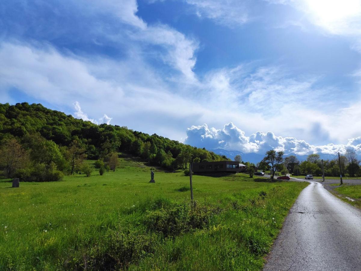 Velebit Lodge Lovinac (Lika-Senj) Exterior foto